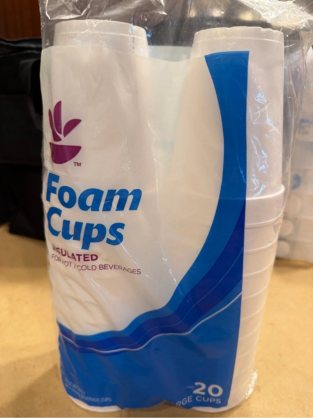 Party Supplies Hot/Cold Cups and Napkins Bundle of 4